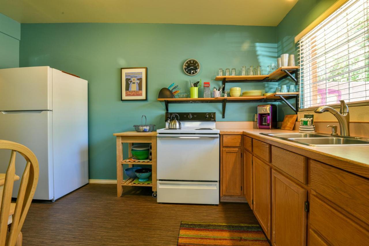 Inn 1 - Downtown 1 Bedroom Unit, Sleeps 6 With Shared Hot Tub Моаб Экстерьер фото