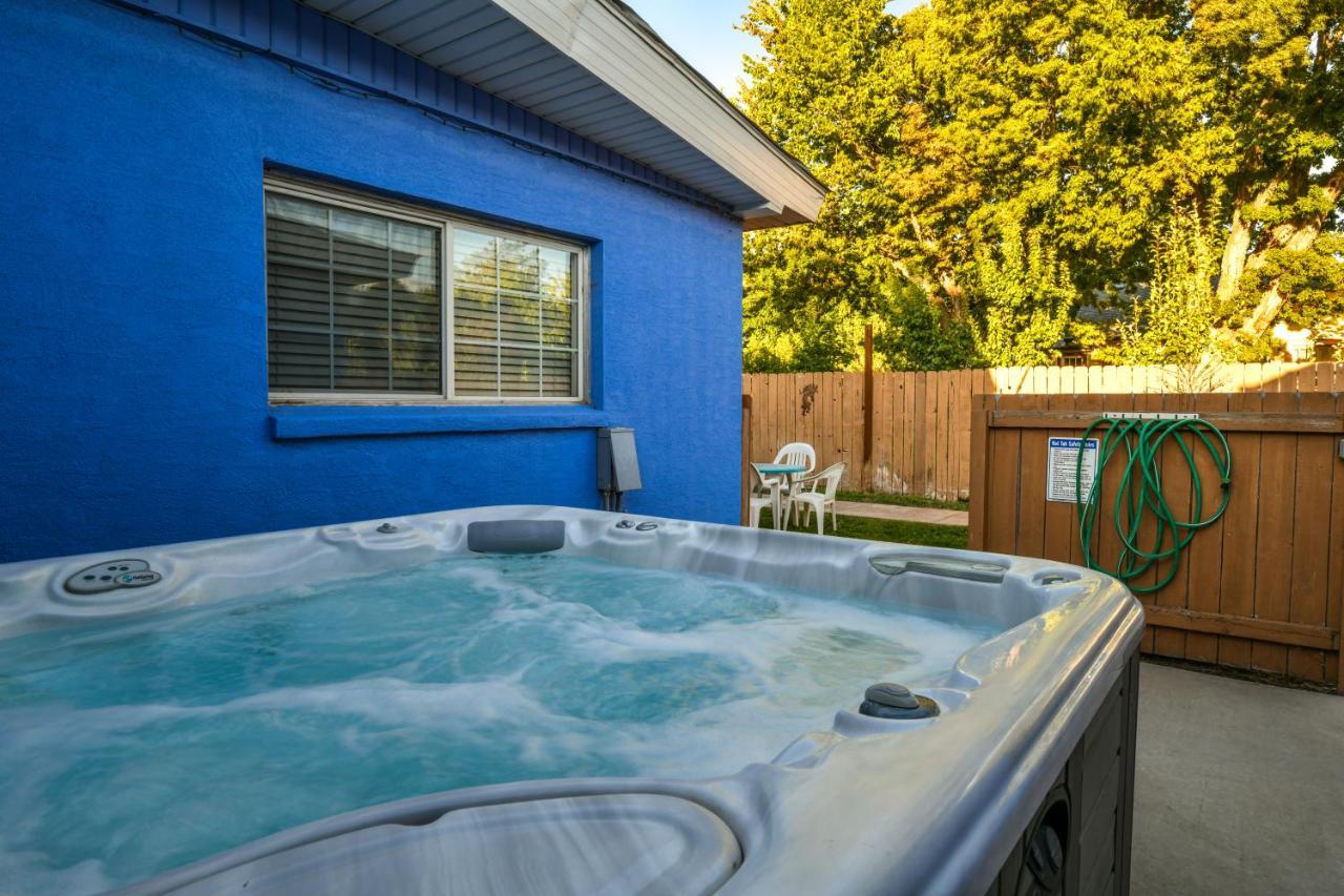 Inn 1 - Downtown 1 Bedroom Unit, Sleeps 6 With Shared Hot Tub Моаб Экстерьер фото