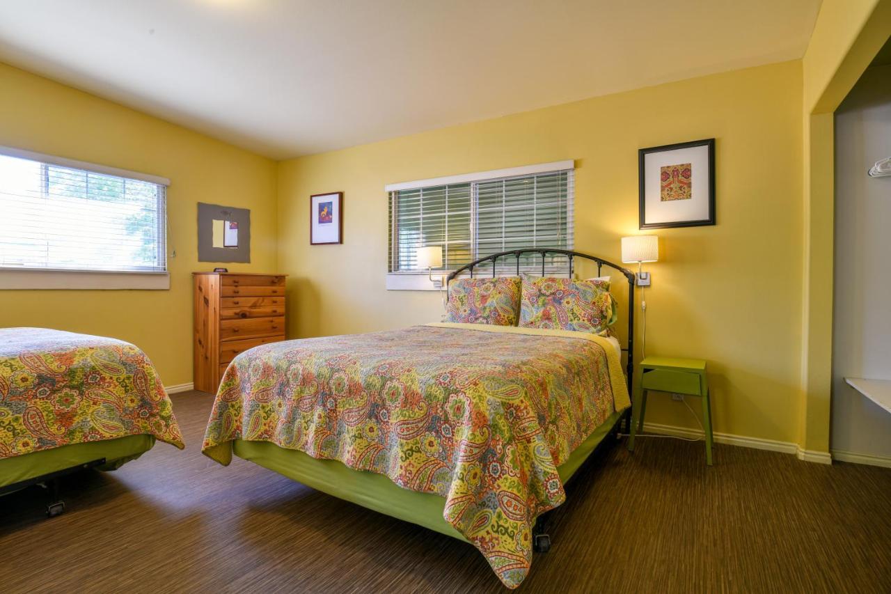 Inn 1 - Downtown 1 Bedroom Unit, Sleeps 6 With Shared Hot Tub Моаб Экстерьер фото
